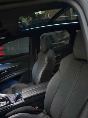 Peugeot 3008 2019 image 8