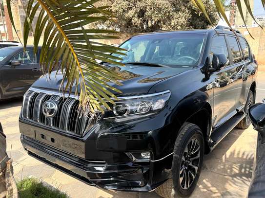 Toyota land cruiser TXL image 6