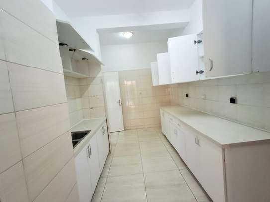 APPARTEMENT A LOUE F4 CITE ATAYA image 11