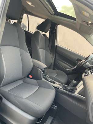 Toyota Corrola Cross image 15