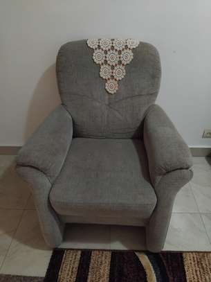 2 canapés / sofas en cuir gris + 1 fauteuil image 3