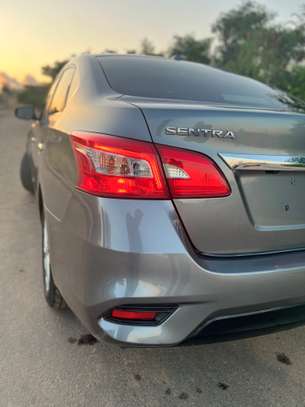 NISSAN SENTRA SV image 3