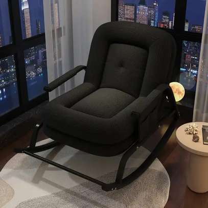 fauteuil à bascule moderne et ultra-confortable image 7