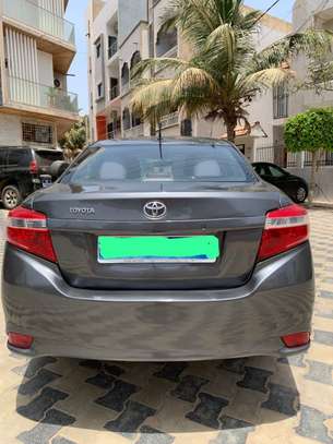 Toyota Yaris sedan image 9