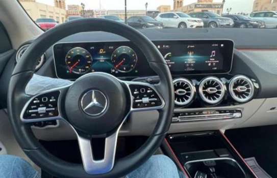 MERCEDES BENZ GLA 250 2021 image 5