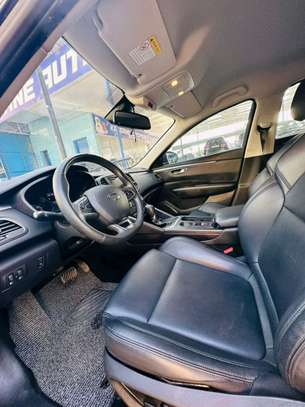 Renault sm6 2016 image 8