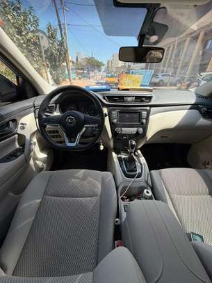 NISSAN QASHQAI 2019 image 8