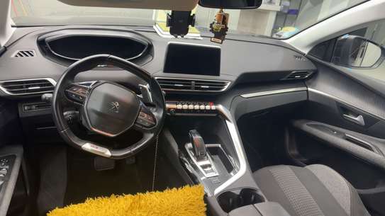 Peugeot 3008 sous douane image 4