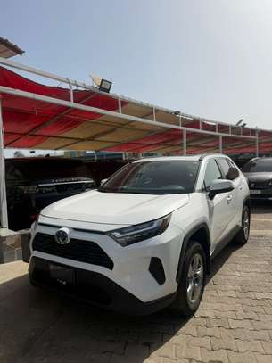 TOYOTA Rav4 2025 image 4