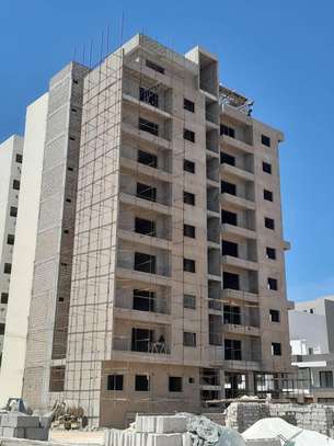 IMMEUBLE NEUF R+8 AVEC SOUS-SOL À VENDRE – NGOR / ALMADIES image 2