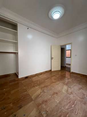 Magnifique appartement de type F4 à louer image 11