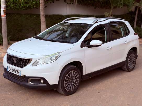 Peugeot 2008 image 2