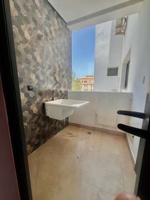 Appartement à louer à mermoz au 3e etage image 9