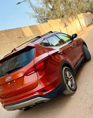 Hyundai Santafe 2018 image 9