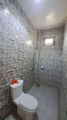 APPARTEMENT 2 CHAMBRES A LOUER A KEUR MASSAR DIAXAAY 2 image 9