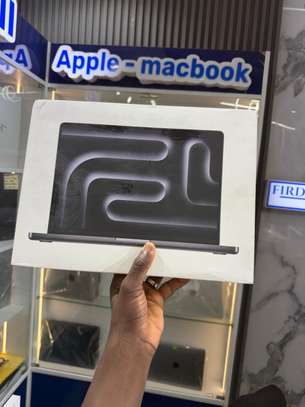 MacBook Pro M5 SSD 1To Ram 24Go Azerty image 5