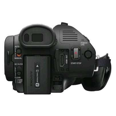 Caméra sony FDR AX700 4k image 3