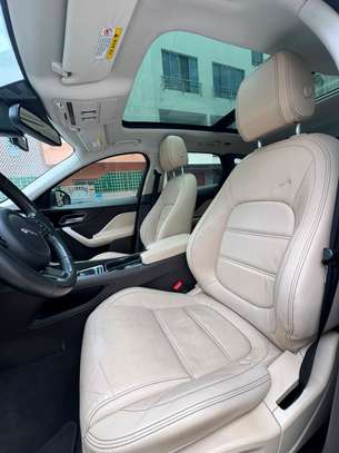 JAGUAR F-PACE Année : 2017 image 7