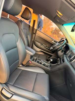 Kia Sportage image 10