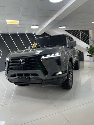 Toyota Lexus GX 550 image 5