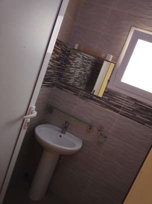 APPARTEMENT A LOUER MAMELLES CITE MBACKIYOU FAYR image 3