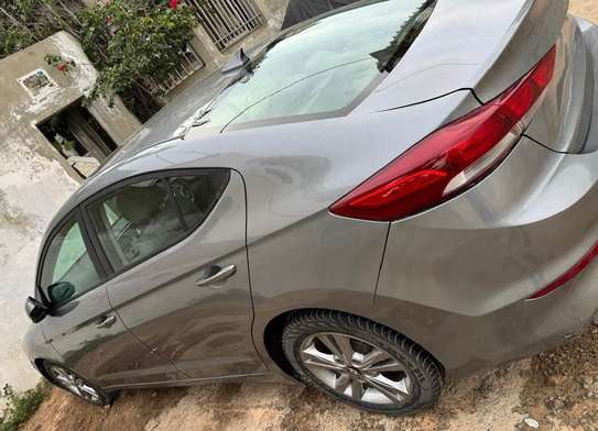 HYUNDAI ELANTRA ANNÉE 2017 image 9