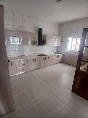 Maison a louer aux Almadies image 3