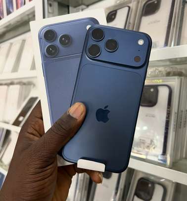 Iphone 17Pro max 256gb Sim physique image 2