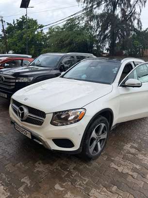 Mercedes GLC 300 année 2017 Full options image 2