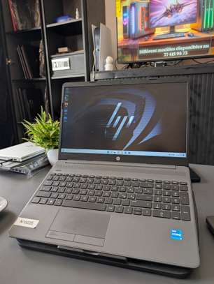 Ordinateur HP i5 12th gen / 512gb /16gb ram image 3