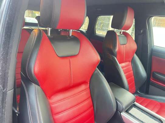 Rang Rover Evoque image 11