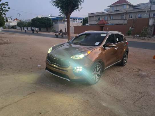 Kia Sportage limited image 2