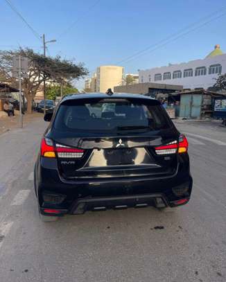 Mitsubishi rvr image 6
