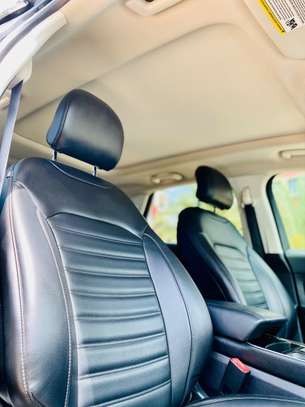 LOCATION FORD EDGE TITANIUM 4 CYLINDRES image 6