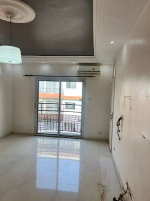 Appartement 3 pièces lumineux double vitrage carrelage image 3