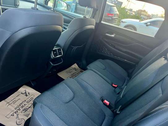 Hyundai Santa Fe 2019 image 11