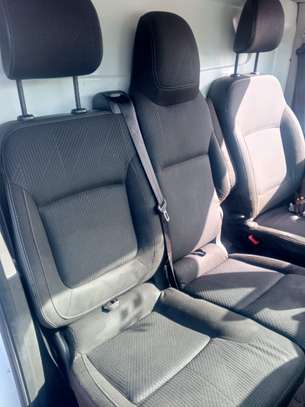 RENAULT TRAFIC 2015 image 9