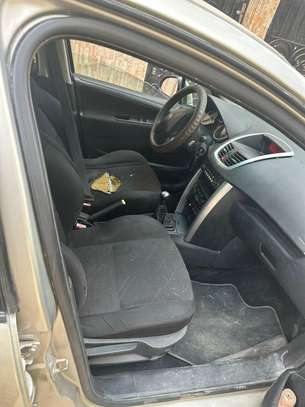Peugeot 207 Années 2008 image 3