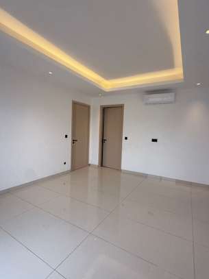 Appartement f5 à louer ngor image 9
