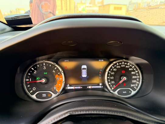JEEP RENEGADE 🔘 Année :  *2018 image 8
