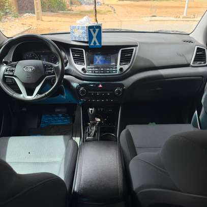 HYUNDAI TUCSON 2017 image 3