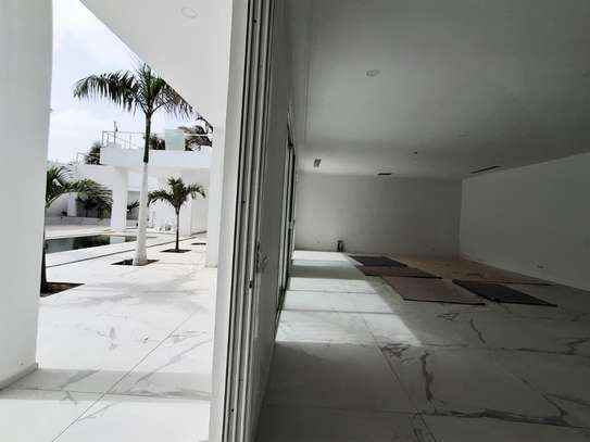 VILLA  A LOUE DAKAR VIRAGE  R+2 image 10
