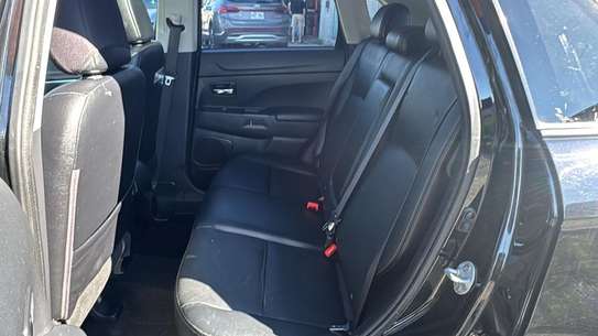 Mitsubishi RVR image 7