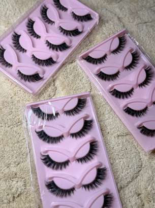 Cils en cluster et cils bandeau image 5