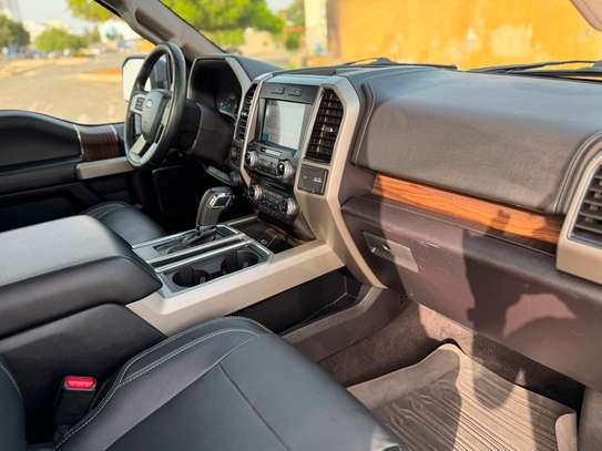 Ford F150 Lariat 2017 image 5