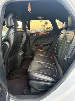 Lincoln MKC 2017 image 12