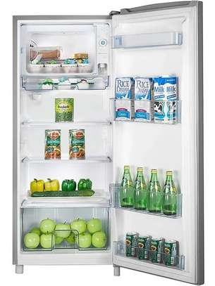 REFRIGERATEUR 179LITRES HISENSE BAR 1 PORTE AVEC FONTAINE image 2