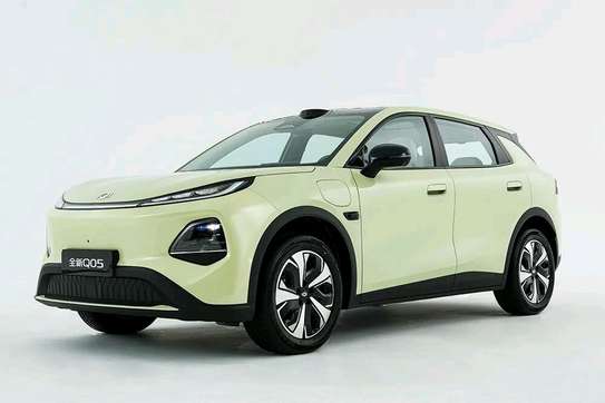 NEVO  Q05 image 2