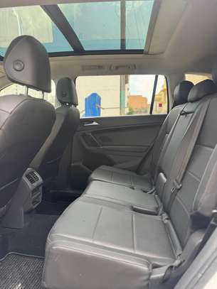Volkswagen Tiguan automatique essence 2.0 image 3
