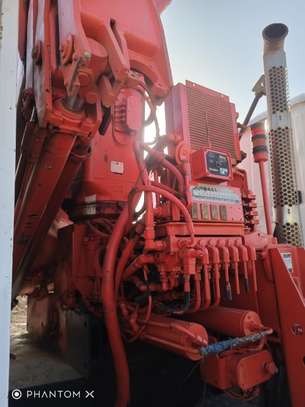 LOCATION DE CAMION GRUE 12 TONNES image 3